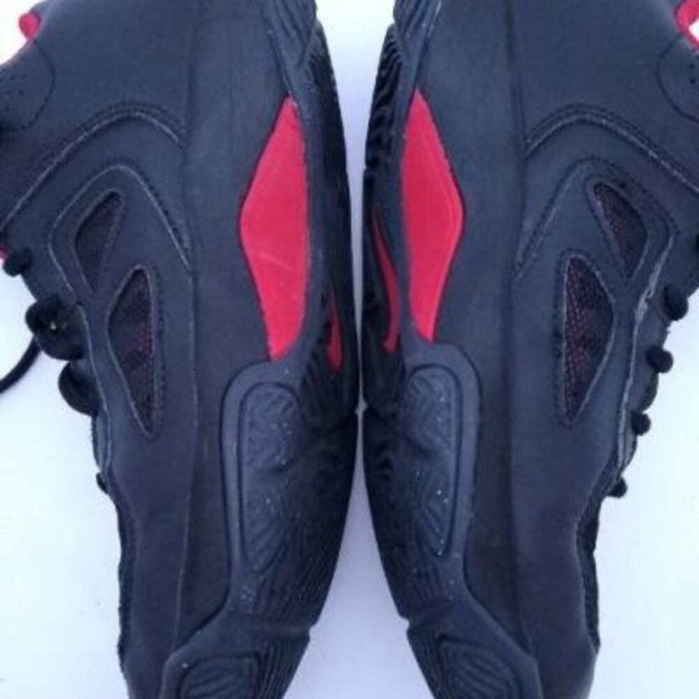 Youth Boys Nike Black/Red Dual Fusion Lightweight Basketball Sneakers Sz 4Y - Picture 7 of 7